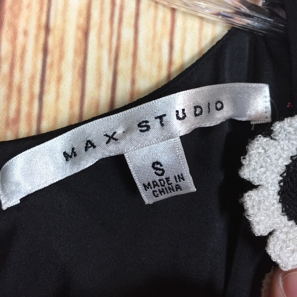 Max Studio Crochet Daisy Black White Sleeveless Mod Mini Shift Dress Small - Picture 5 of 6